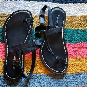 Bernardo
Calfskin T-Strap Slingback Sandals